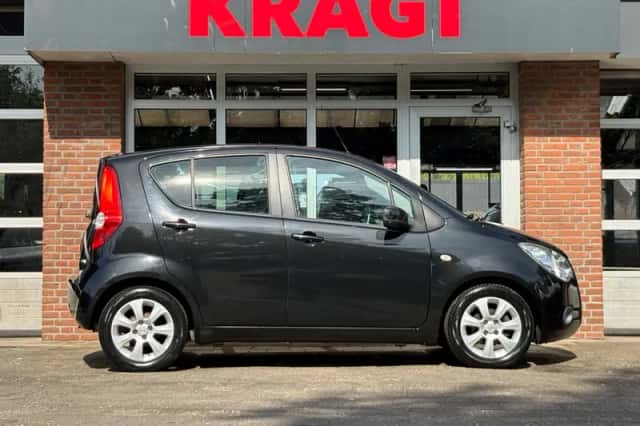 Opel Agila (2009) thumbnail 6