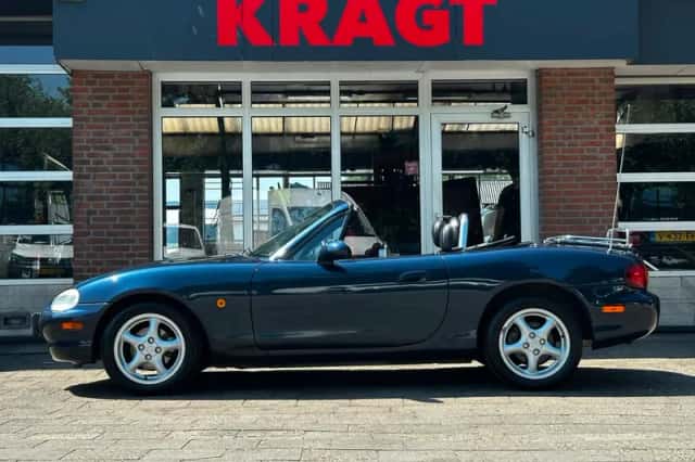 Mazda MX-5 (1998) thumbnail 4