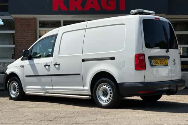Volkswagen Caddy (2019) thumbnail 3