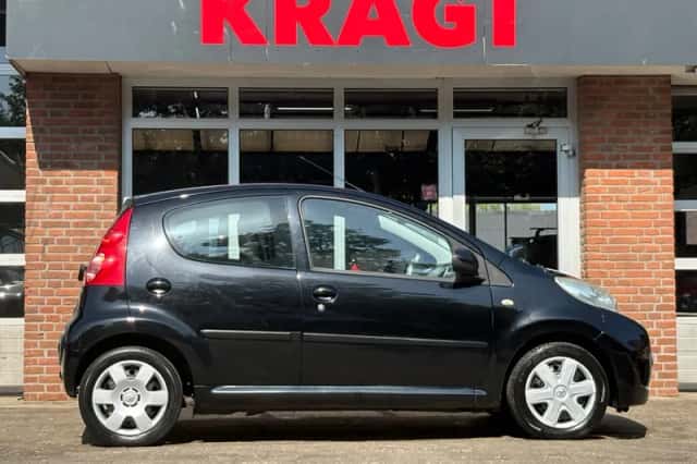 Peugeot 107 (2009) thumbnail 6