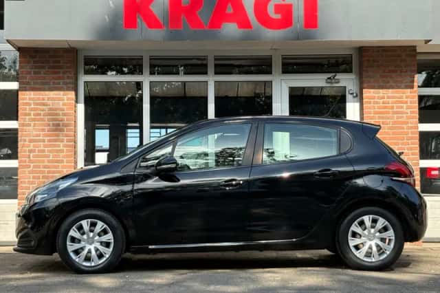 Peugeot 208 (2018) thumbnail 3