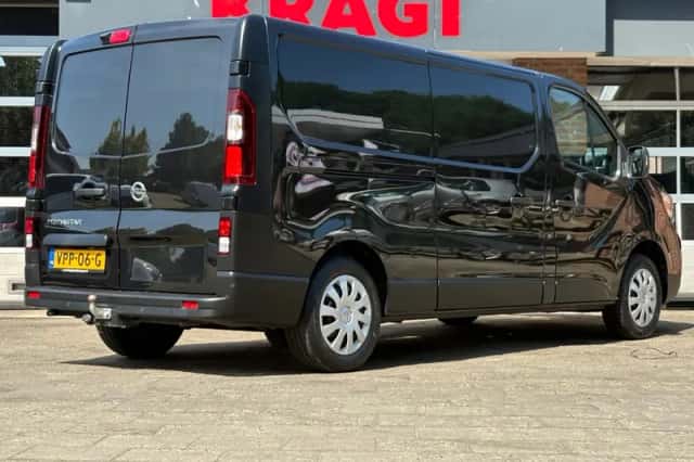 Renault Trafic (2022) thumbnail 6