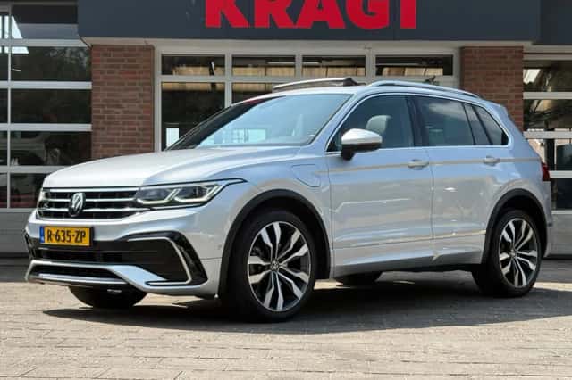 Volkswagen Tiguan (2023) thumbnail 1