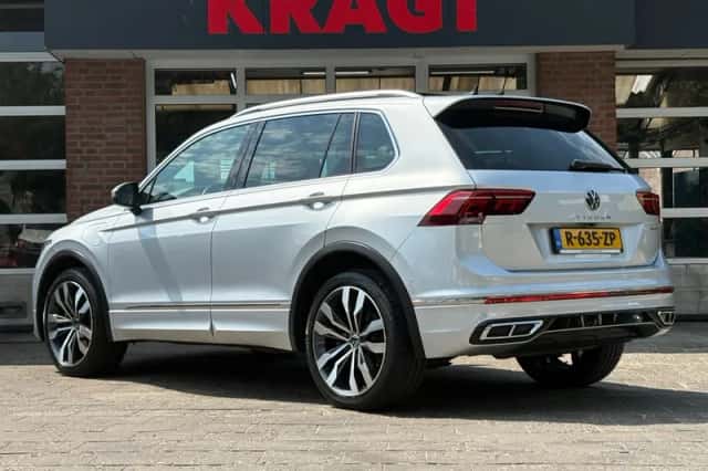 Volkswagen Tiguan (2023) thumbnail 3