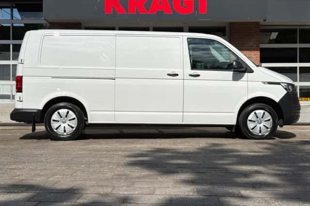Volkswagen Transporter (2024) thumbnail 6
