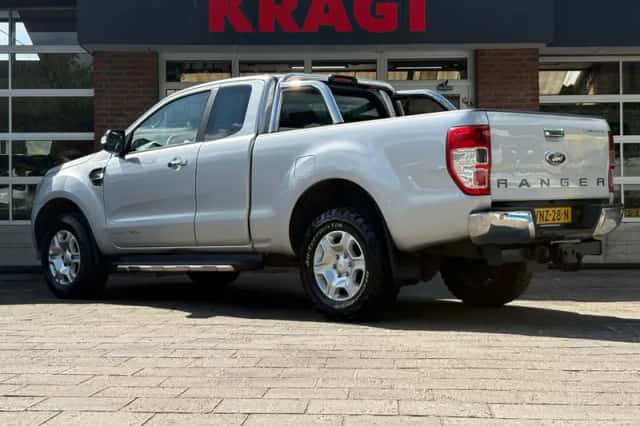 Ford Ranger (2016) thumbnail 3