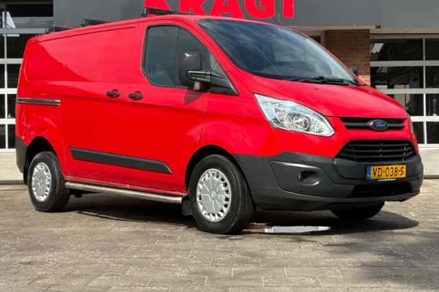Ford Transit Custom (2013) thumbnail 2