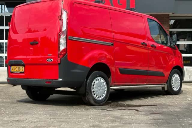 Ford Transit Custom (2013) thumbnail 4