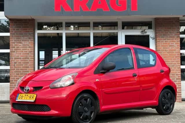 Toyota Aygo (2007) thumbnail 1