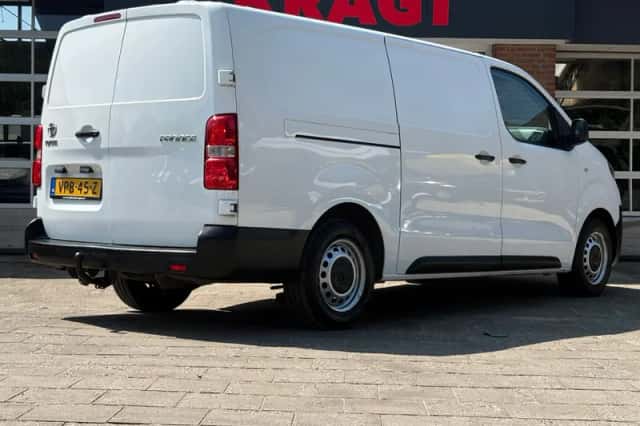 Toyota Proace (2022) thumbnail 4