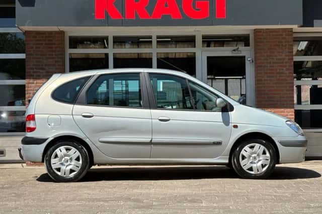 Renault Scénic (2002) thumbnail 6