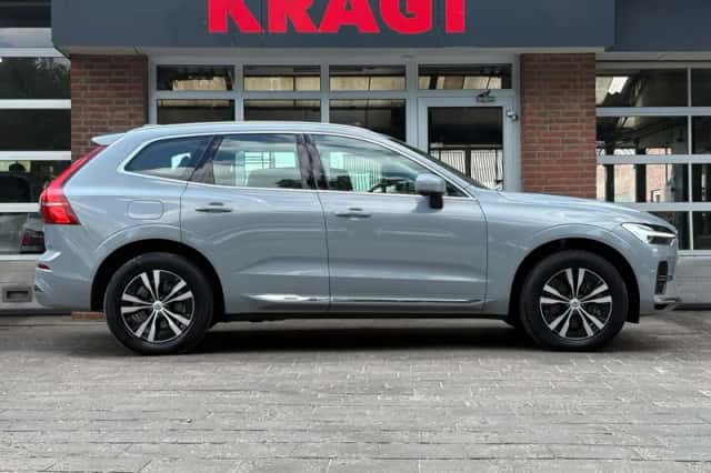Volvo XC60 (2023) thumbnail 6
