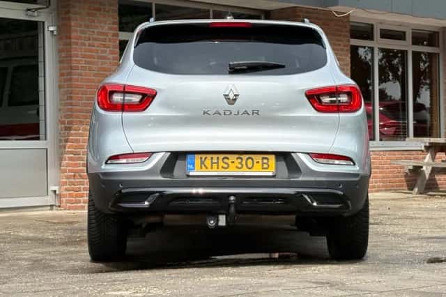 Renault Kadjar (2021) thumbnail 4