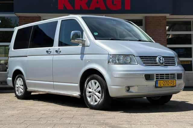 Volkswagen Transporter (2004) thumbnail 3