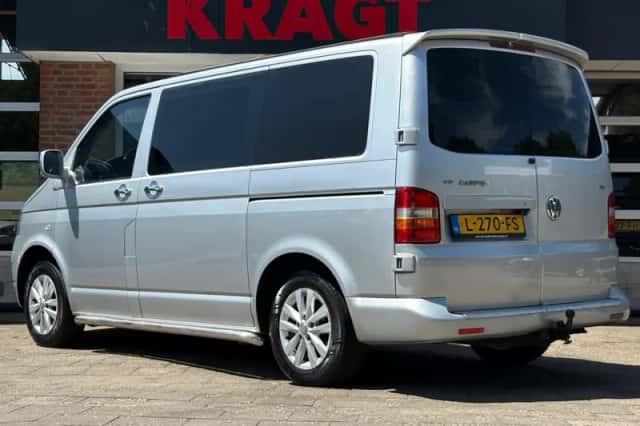 Volkswagen Transporter (2004) thumbnail 4