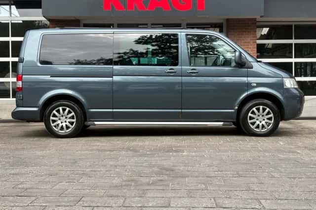 Volkswagen Transporter (2009) thumbnail 6