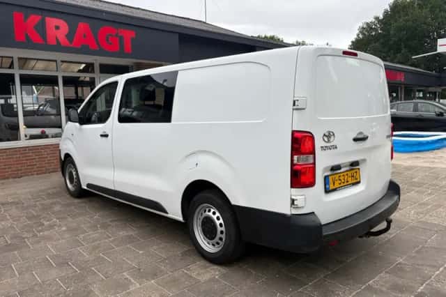 Toyota Proace (2017) thumbnail 4