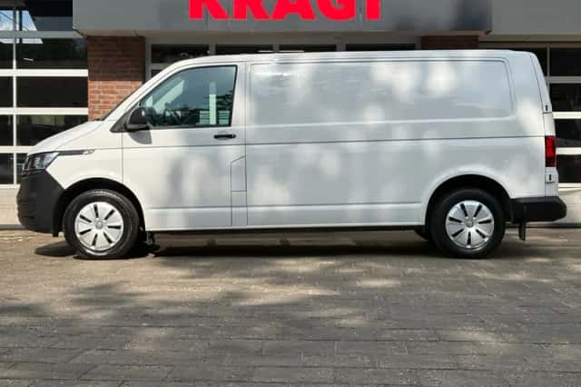 Volkswagen Transporter (2024) thumbnail 6