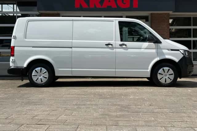 Volkswagen Transporter (2024) thumbnail 5