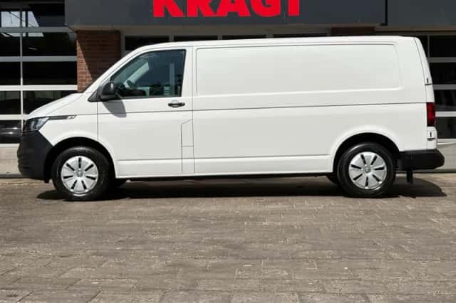 Volkswagen Transporter (2024) thumbnail 6