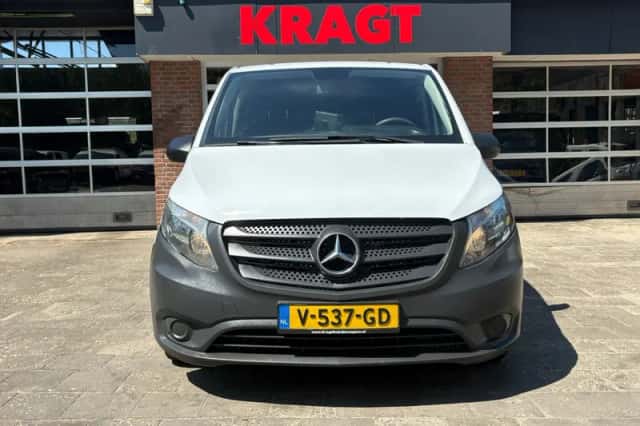 Mercedes-Benz Vito (2017) thumbnail 5