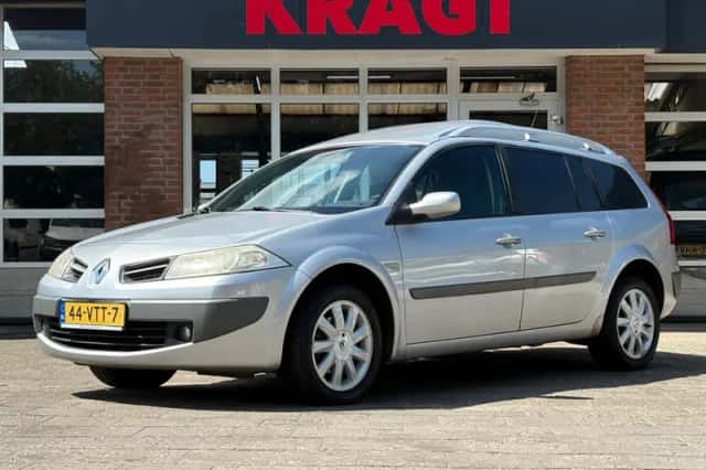 Renault Mégane (2008) thumbnail 1