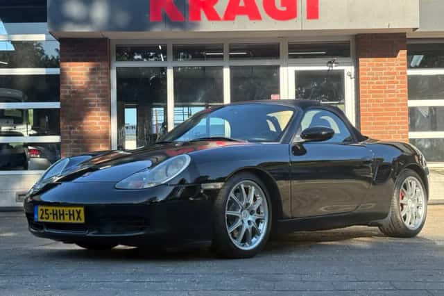 Porsche Boxster (2001) thumbnail 1