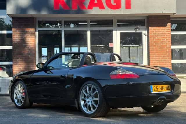 Porsche Boxster (2001) thumbnail 4