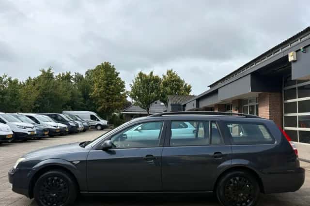 Ford Mondeo (2007) thumbnail 3