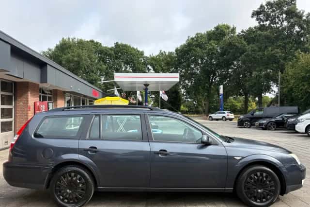 Ford Mondeo (2007) thumbnail 6
