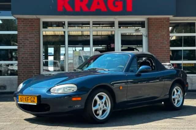 Mazda MX-5 (1998) thumbnail 3