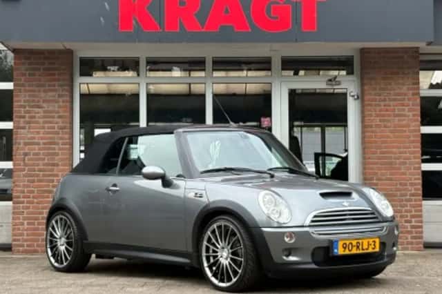 MINI Cooper (2005) thumbnail 3