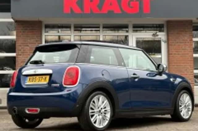 MINI Cooper (2018) thumbnail 5