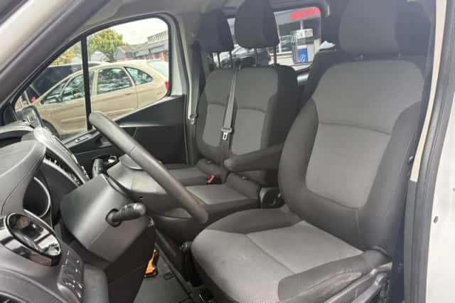 Nissan NV300 (2020) thumbnail 5