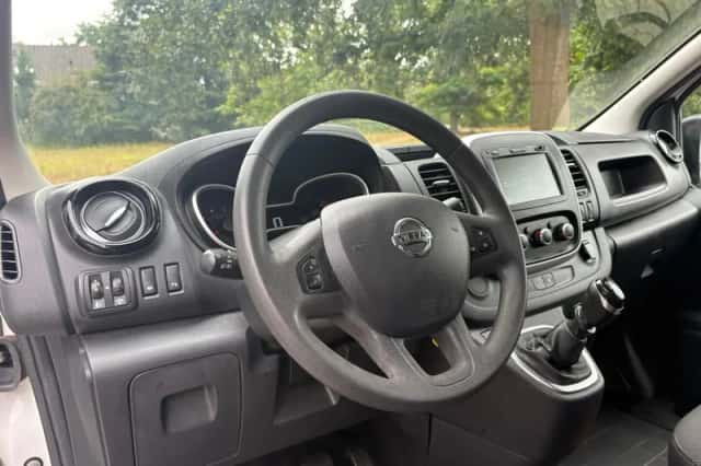 Nissan NV300 (2020) thumbnail 6