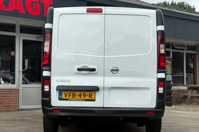 Nissan NV300 (2020) thumbnail 6