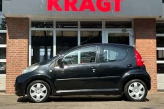 Peugeot 107 (2009) thumbnail 6