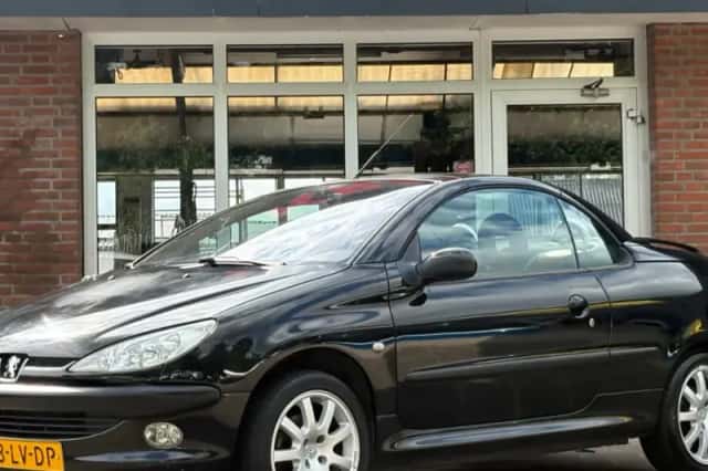 Peugeot 206 (2003) thumbnail 1