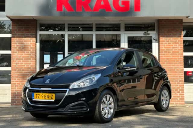Peugeot 208 (2018) thumbnail 2