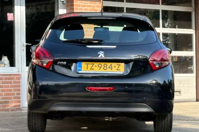 Peugeot 208 (2018) thumbnail 4