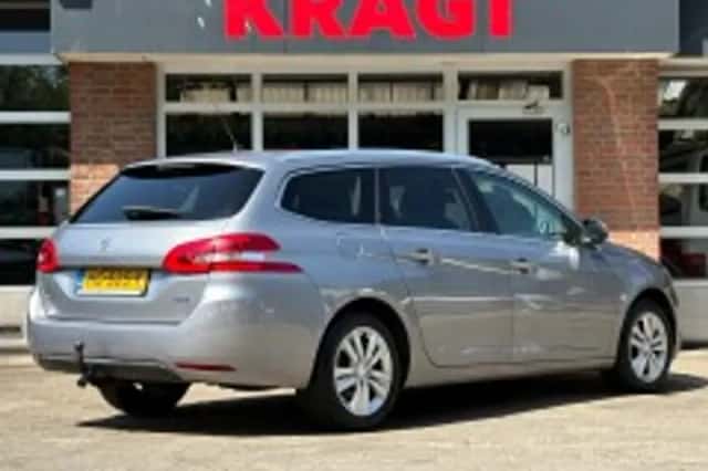 Peugeot 308 (2015) thumbnail 5