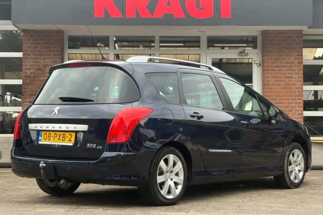Peugeot 308 (2011) thumbnail 3