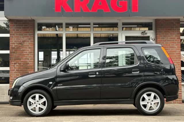 Suzuki Ignis (2005) thumbnail 3