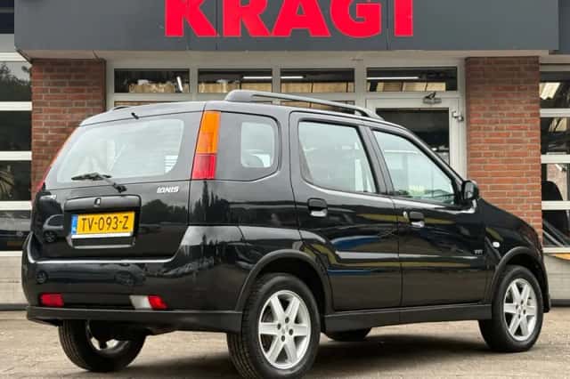 Suzuki Ignis (2005) thumbnail 5