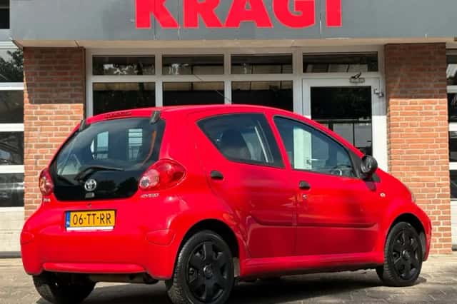 Toyota Aygo (2007) thumbnail 4