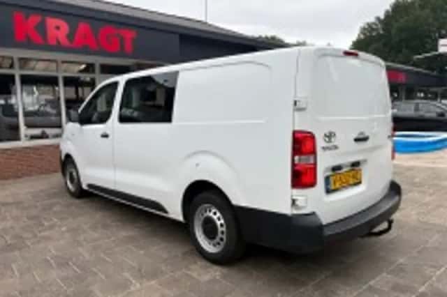 Toyota Proace (2017) thumbnail 5