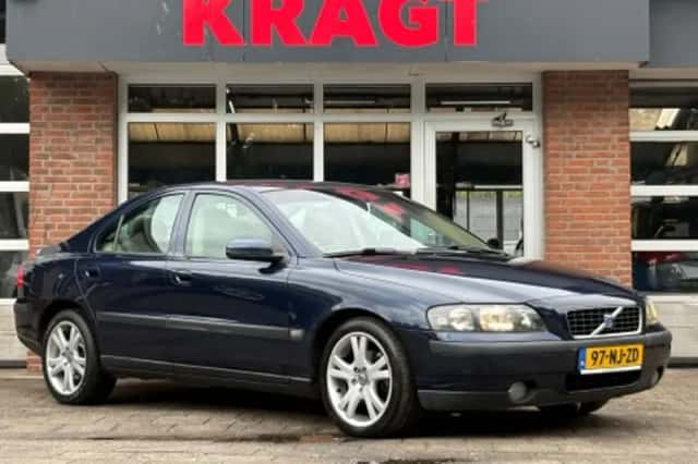 Volvo S60 (2003) thumbnail 3