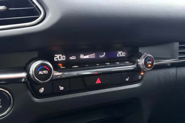 Mazda CX-30 (2025) thumbnail 16