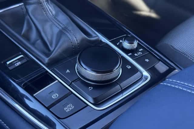 Mazda CX-30 (2020) thumbnail 22
