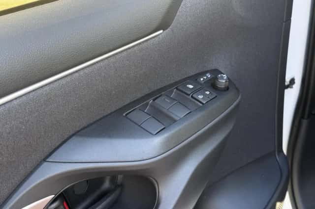 Mazda 2 (2026) thumbnail 10